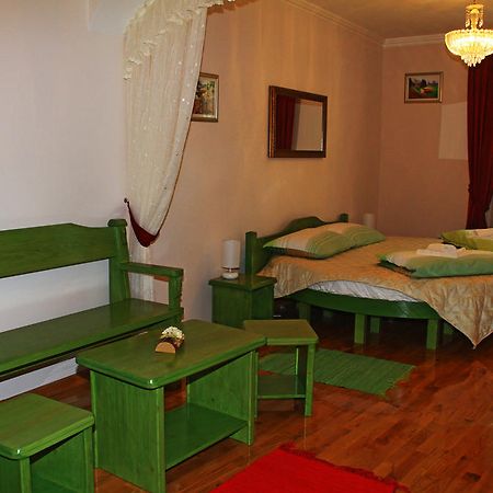 Rooms Su Su Karlovac Buitenkant foto